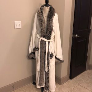 Faux Fur Embroidered Robe